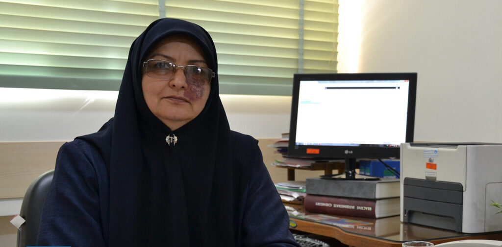 Iranian female Chemist