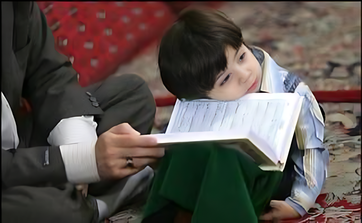 تربیتی-دینی-خانواده_imgupscaler.ai_Upscaler_2K