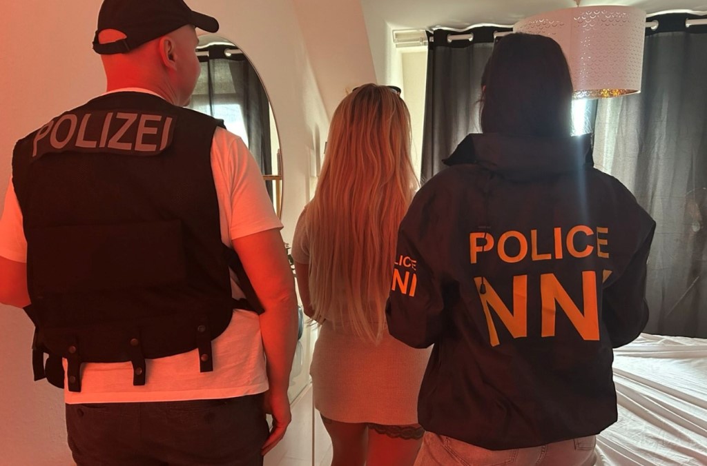 69a2d17c7527-Germany-Hungary